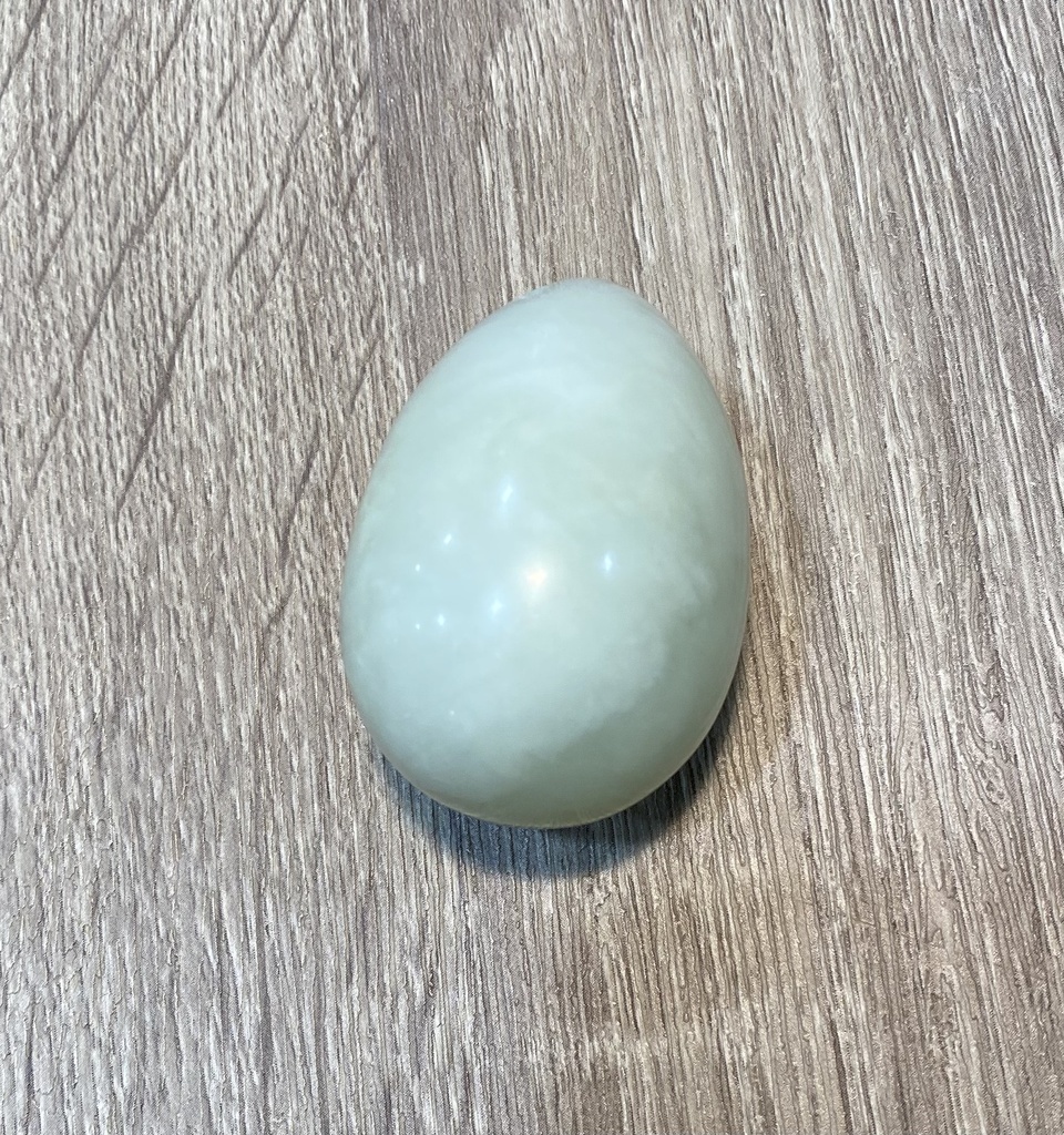 Huevo Jade 35x50 mm perforado NOVEDAD