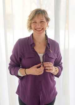 Eva Ruth González, Naturópata con formación Sanitaria y Aromaterapeuta Clínica