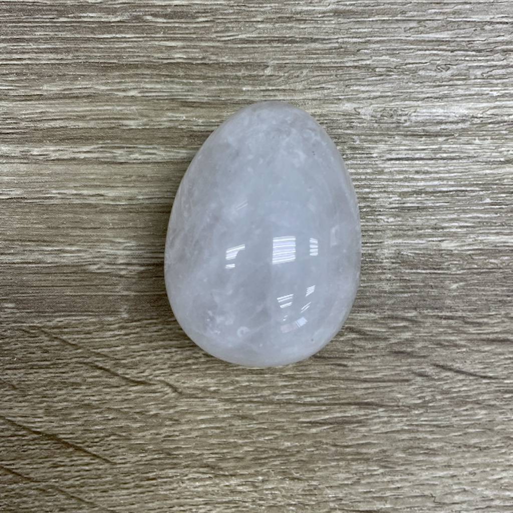 Huevo Cristal de Roca  35x50 mm perforado