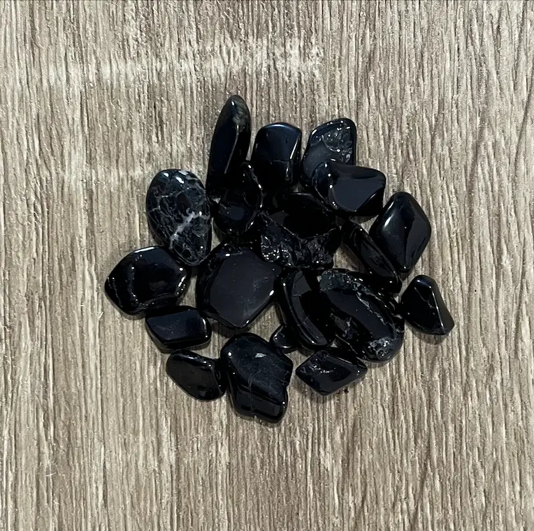 Turmalina Negra pulida chips 5 gr