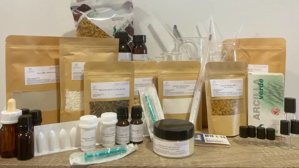Kit para el Curso de Técnico avanzado en Aromaterapia   (2º nivel)
