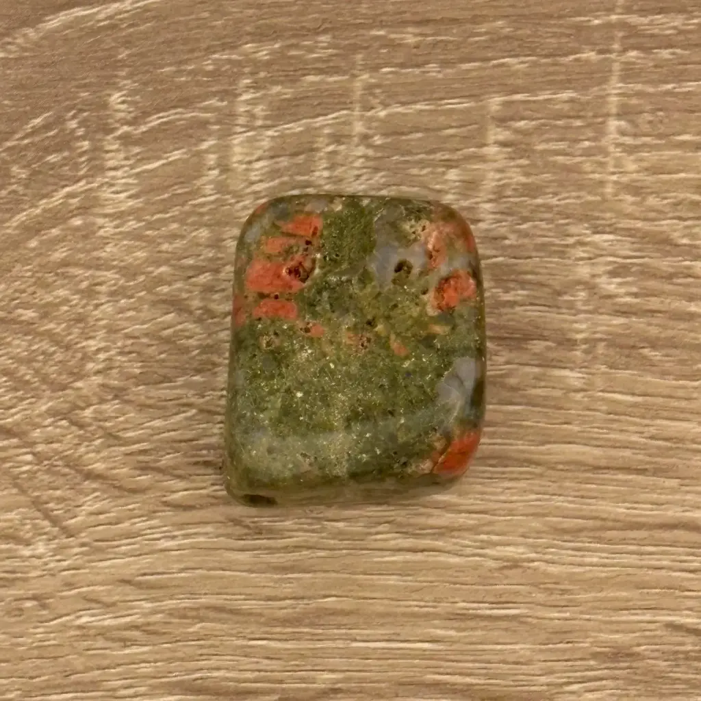 Canto rodado grande  Unakita