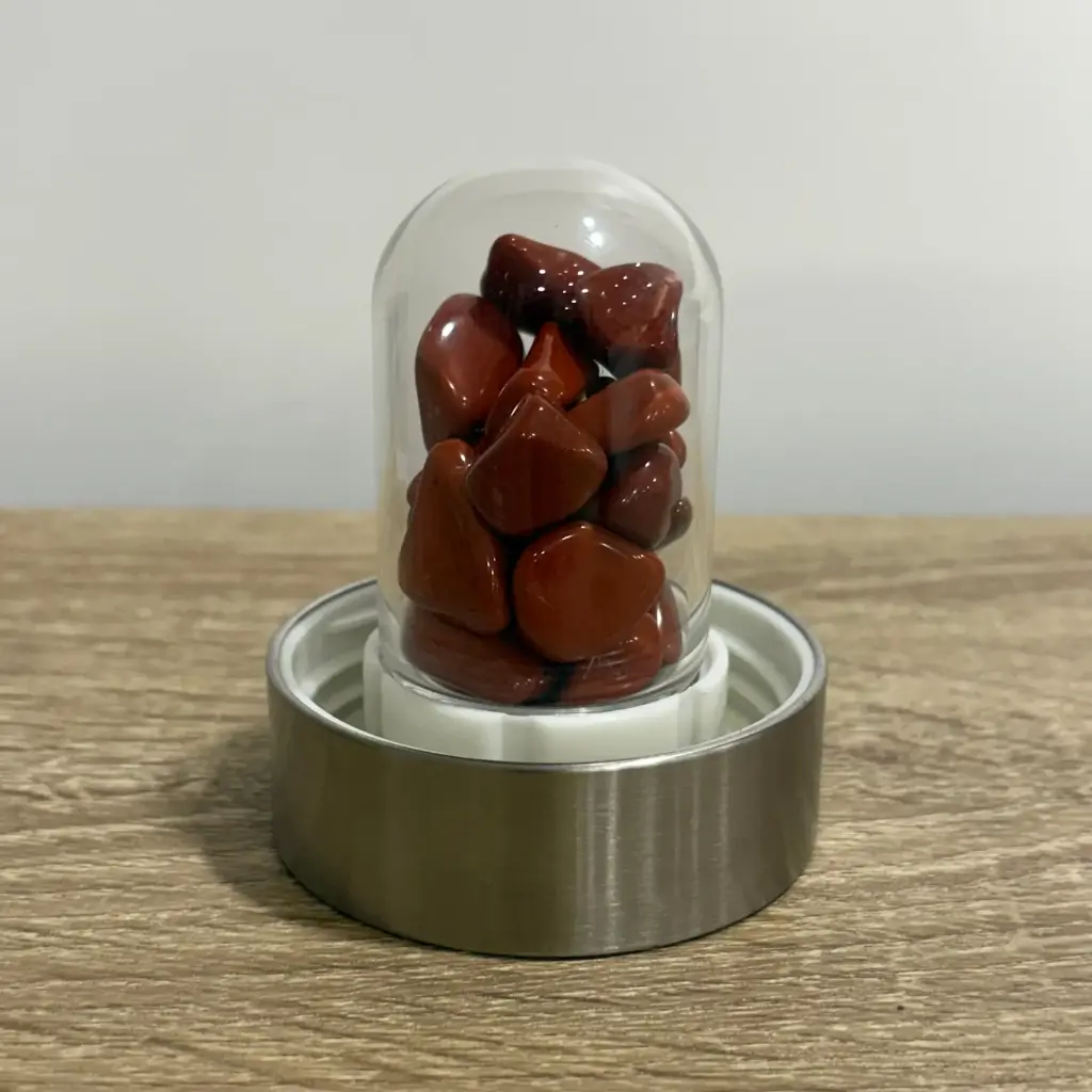 Jaspe rojo para botella vitalizadora de agua.