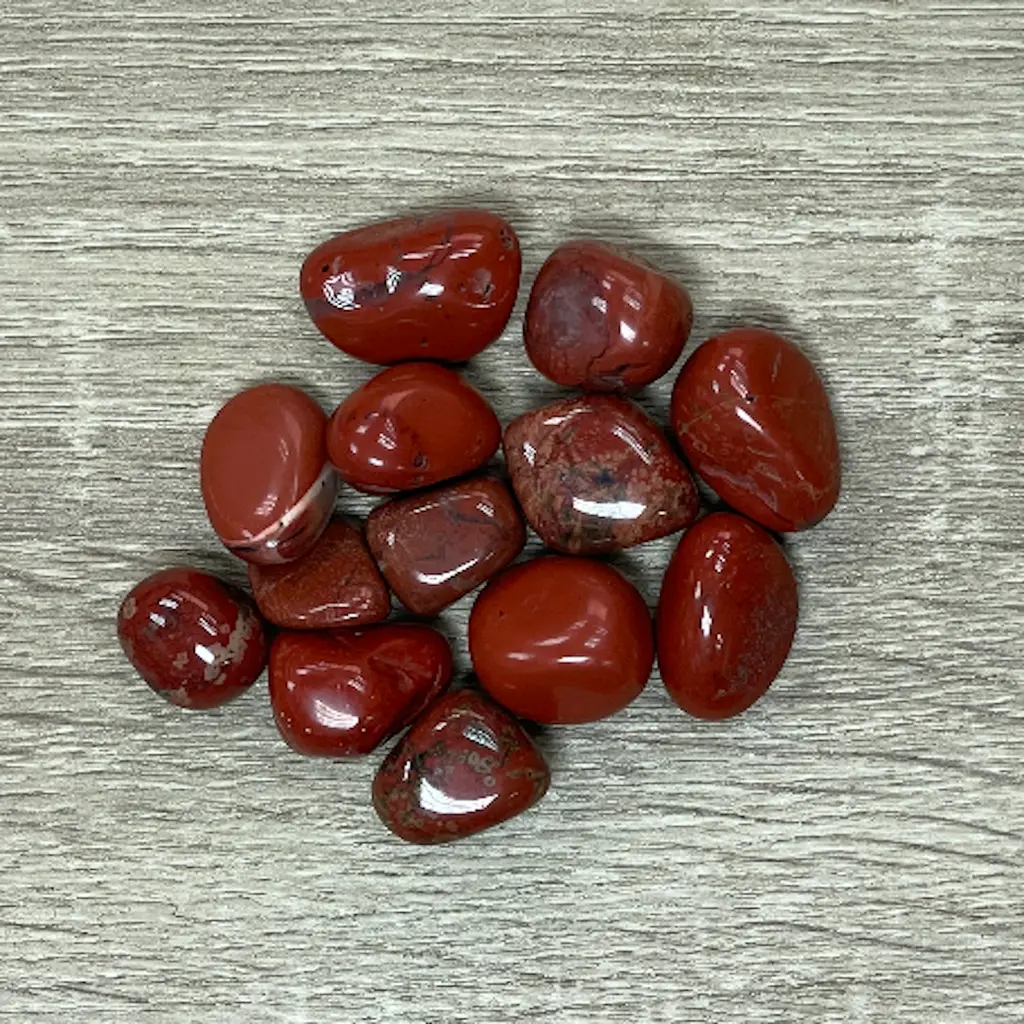 Jaspe rojo para botella vitalizadora de agua.