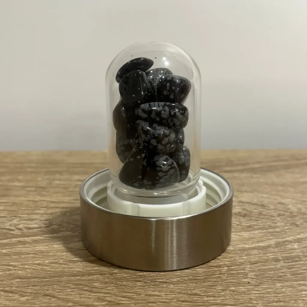 Obsidiana Nevada para botella  vitalizadora de agua.