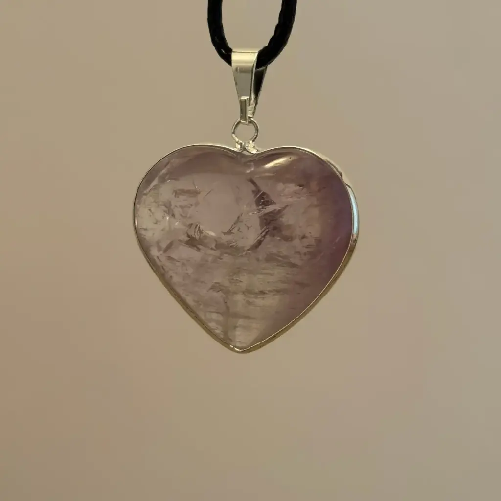 Colgante corazón Amatista con borde de plata