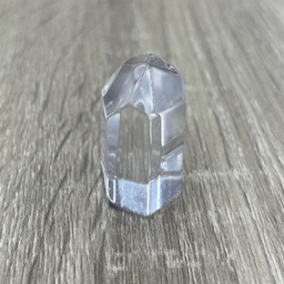 [MI045] Punta pulida Cristal de Roca (45-80 gr)