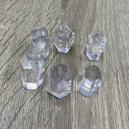 [MI083] Puntas de Cuarzo Cristal pulidas 6 unidades (-100gr)