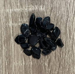 [MI242] Turmalina Negra pulida chips 5 gr.