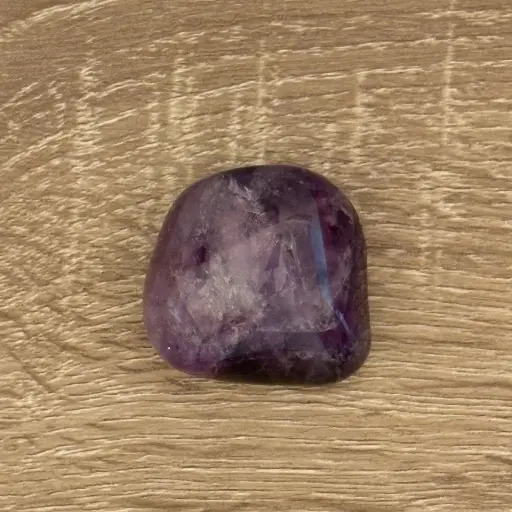 [MI119] Canto rodado grande de Amatista