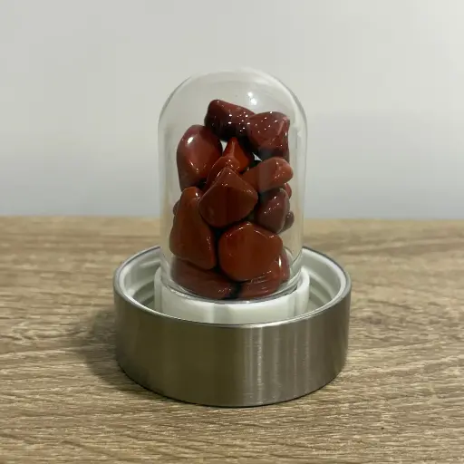[MI070] Jaspe rojo para botella vitalizadora de agua.